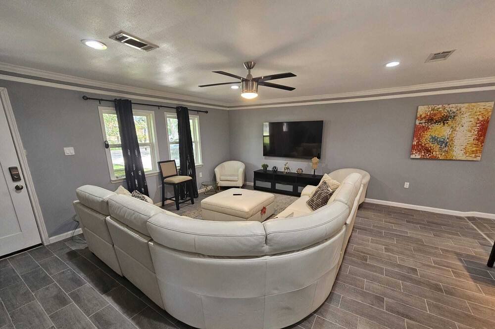 Photo of Livingroom in La Porte