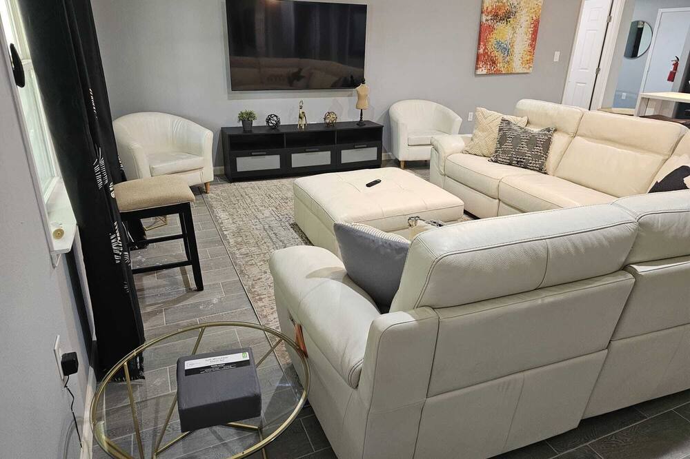 Photo of Livingroom in La Porte