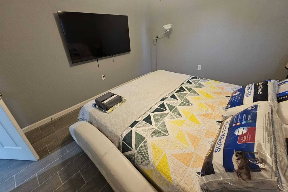 Photo of Bedroom in La Porte