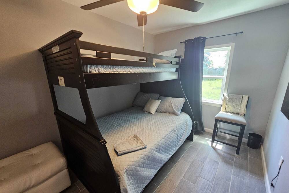 Photo of Bedroom in La Porte