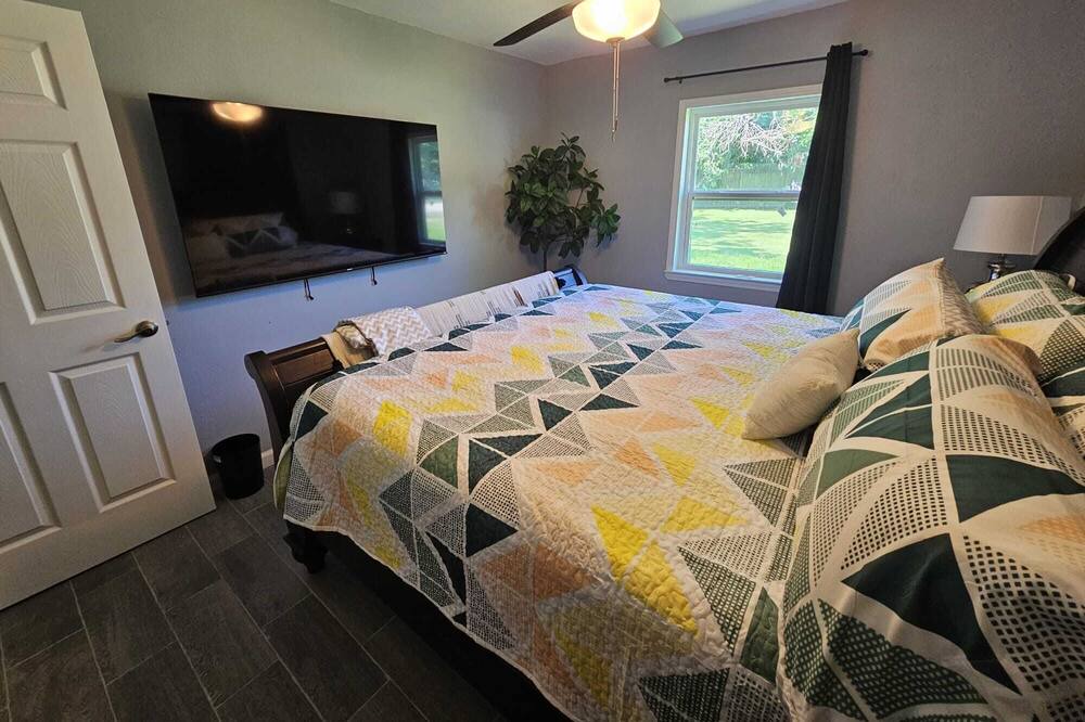 Photo of Bedroom in La Porte
