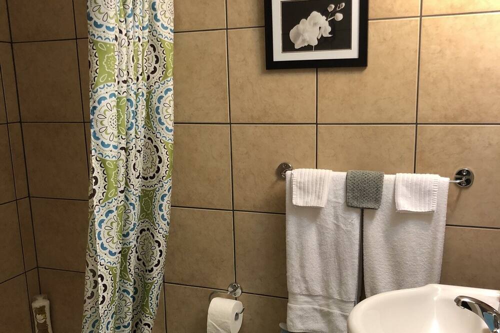 Photo of Bathroom in Plateau Mont Royal