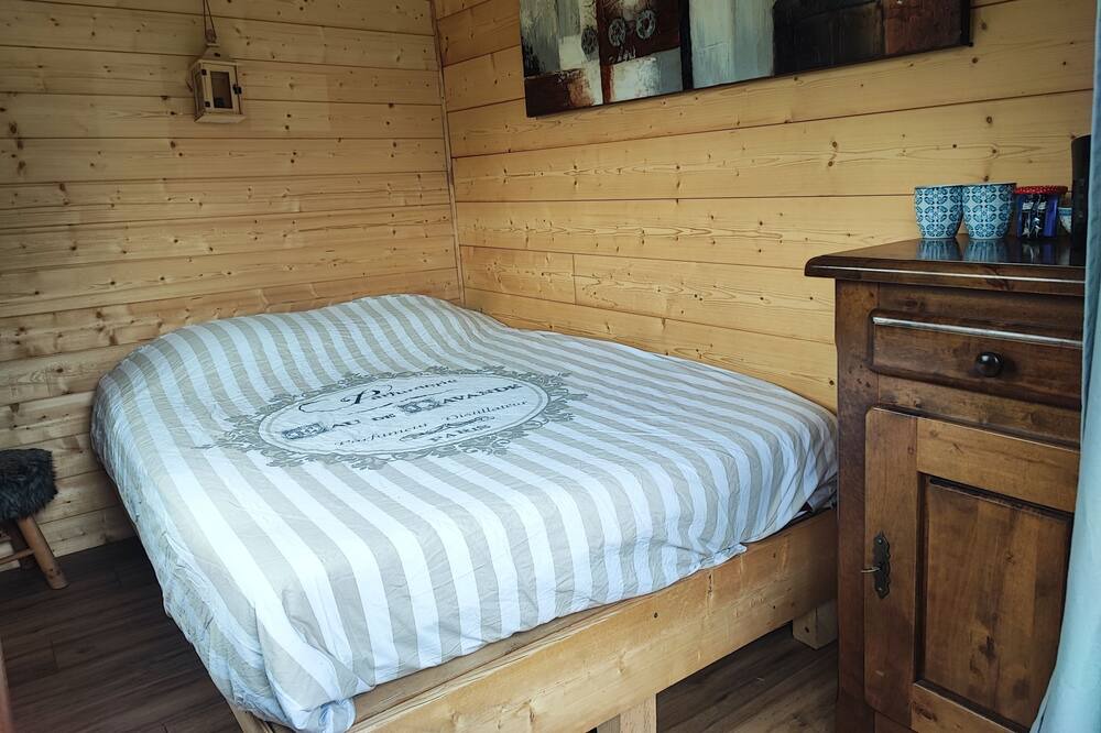 Photo of Bedroom in Dingy-Saint-Clair