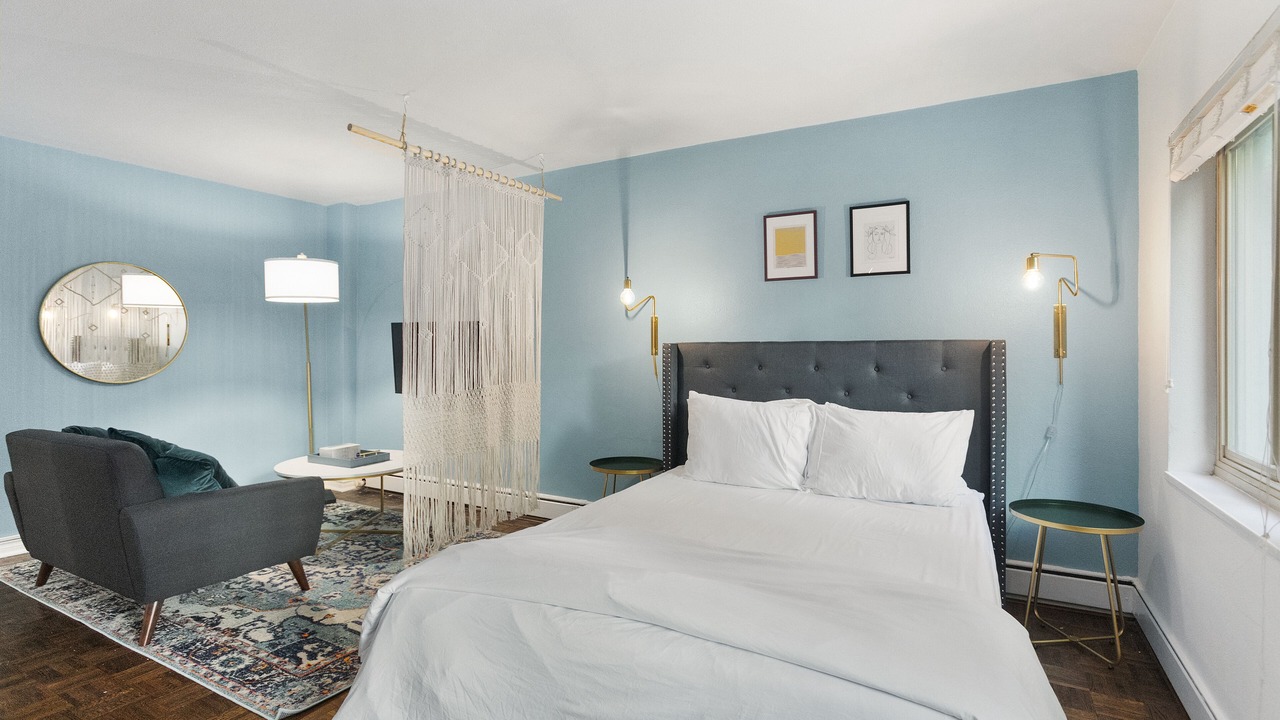 Photo of Others in Downtown Seattle