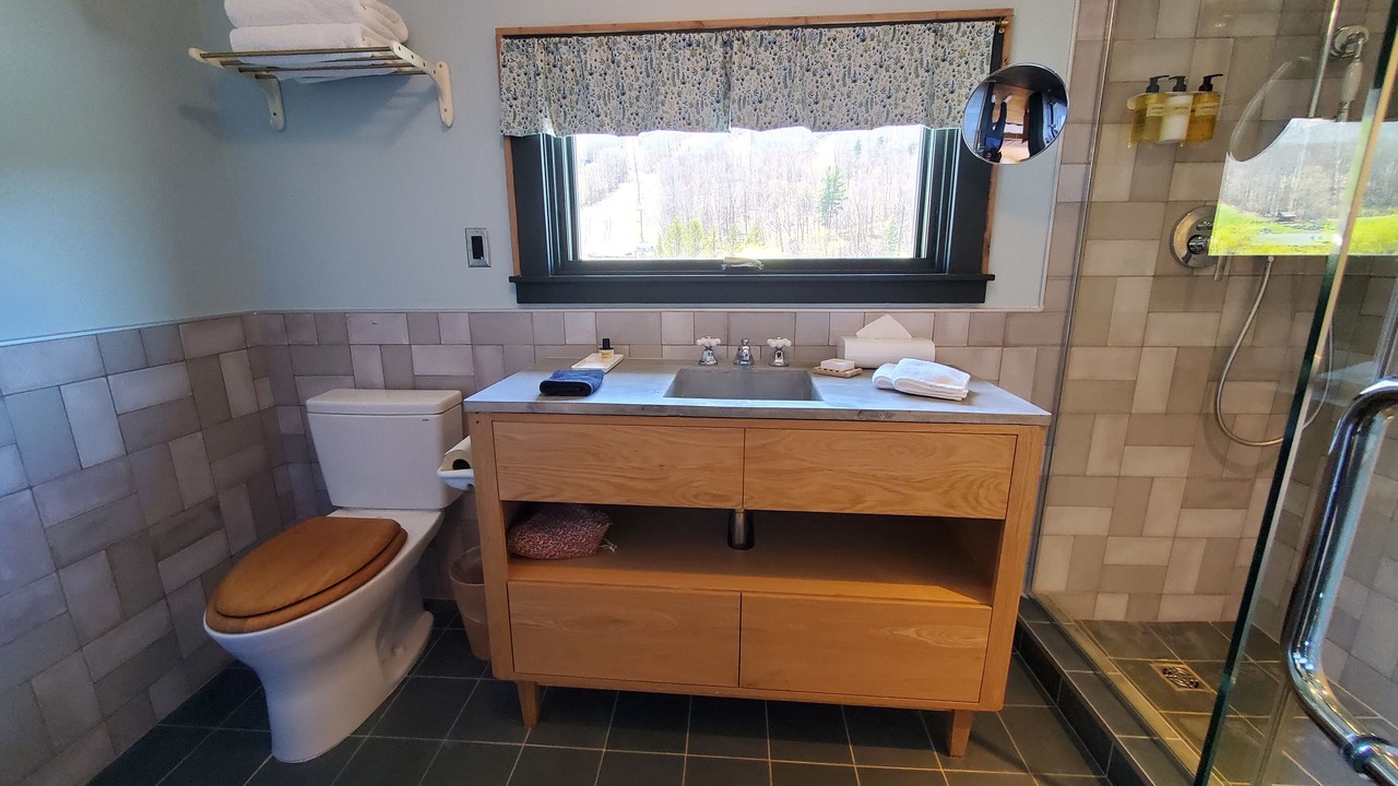 Photo of Bathroom in Hillsdale