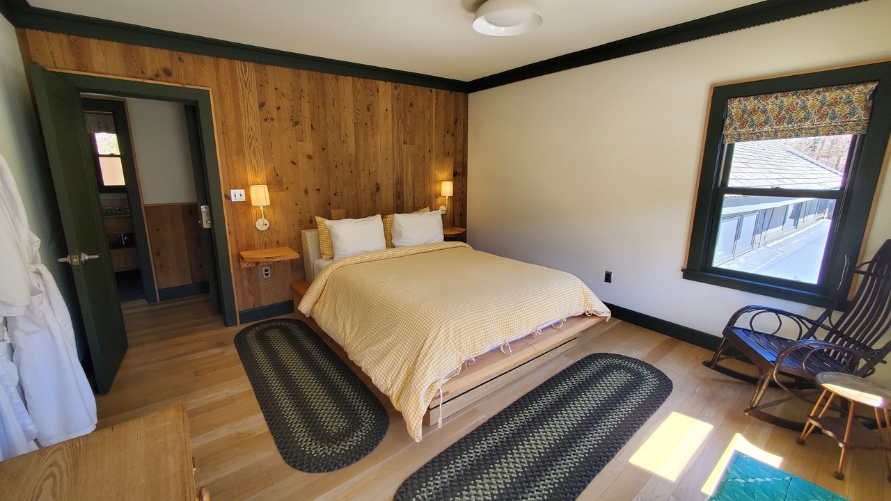 Photo of Others in Hillsdale