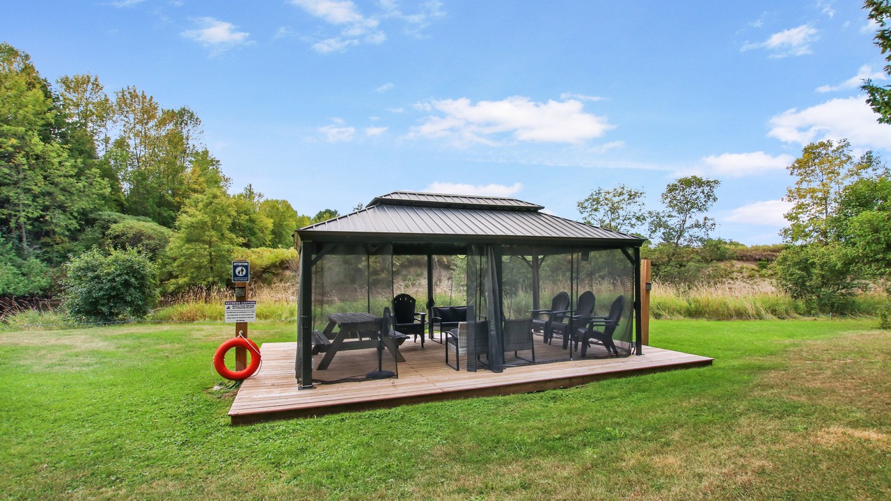 Photo of Outdoor in Woodville