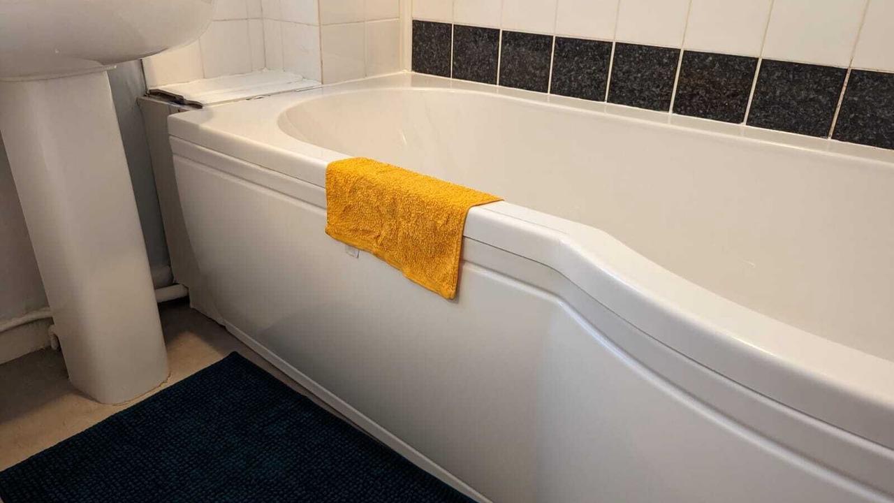 Photo of Others in Leigh