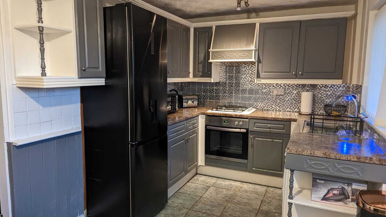 Photo of Others in Leigh