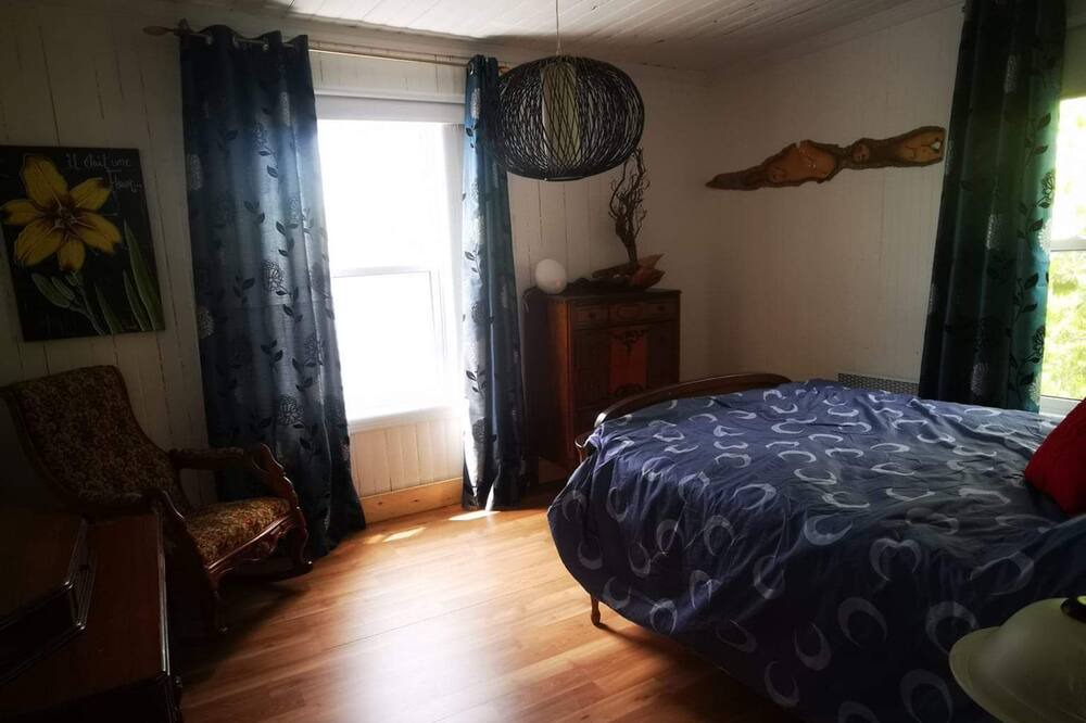 Photo of Bedroom in Saint-Prime