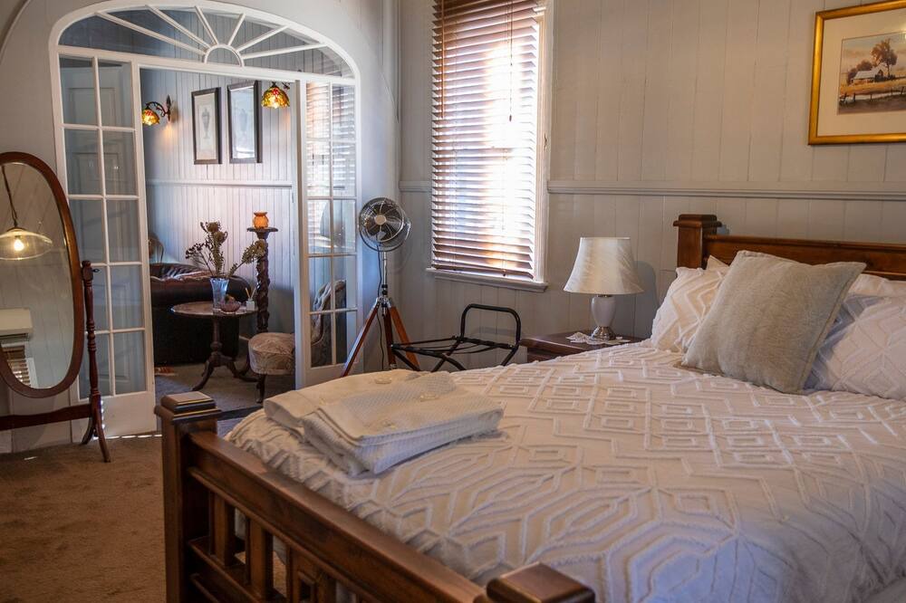 Photo of Others in Gulgong