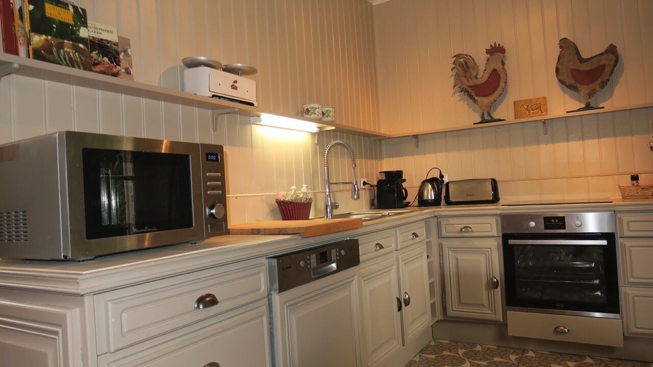 Photo of Kitchen in Vauchelles-les-Domart