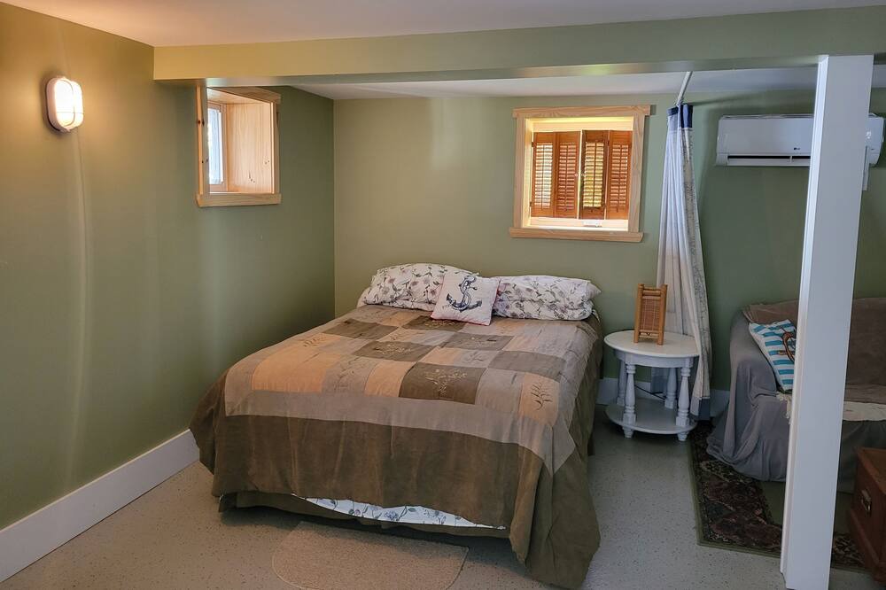 Photo of Bedroom in Grand Bay-Westfield