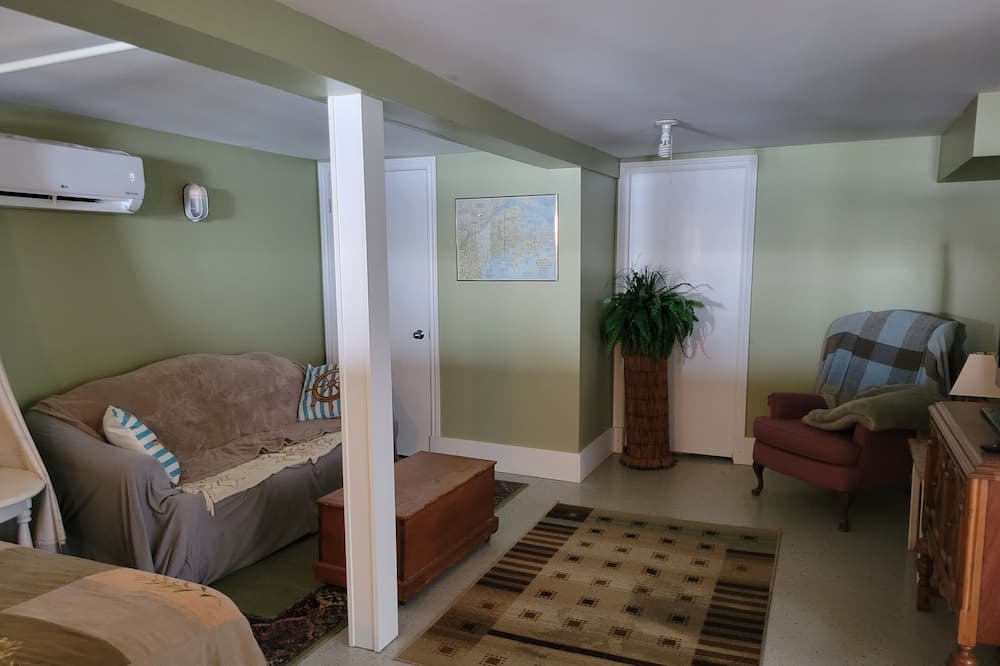 Photo of Bedroom in Grand Bay-Westfield