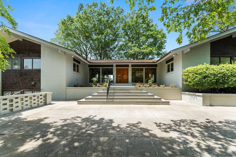 Photo of Outdoor in Irvington