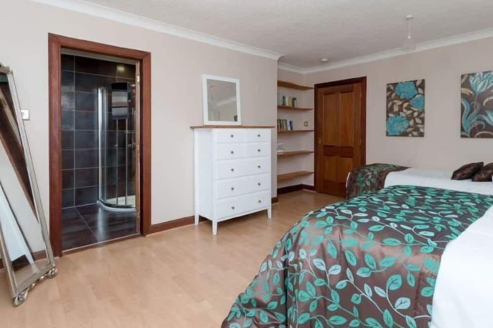 Photo of Others in Powmill