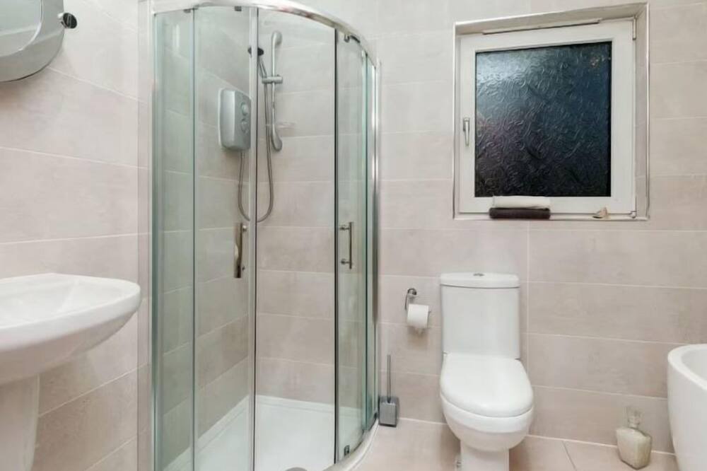 Photo of Bathroom in Powmill