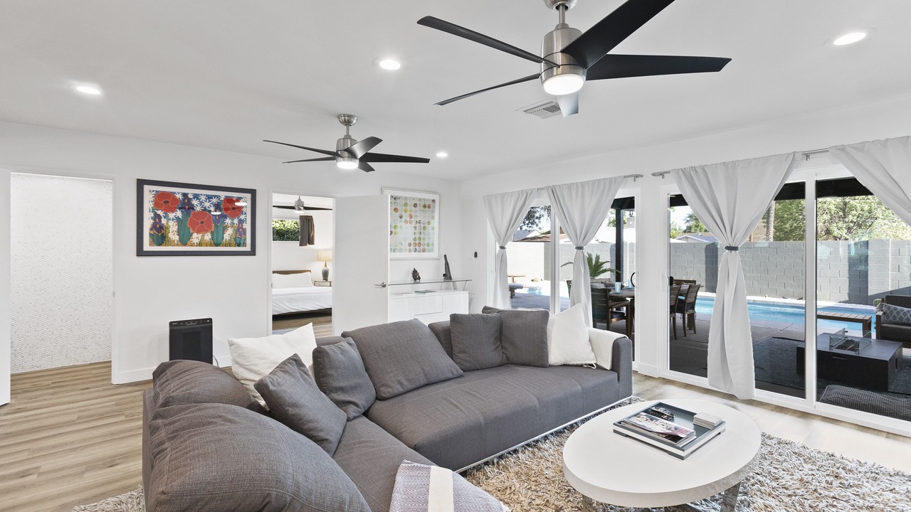 Photo of Livingroom in Arcadia Lite