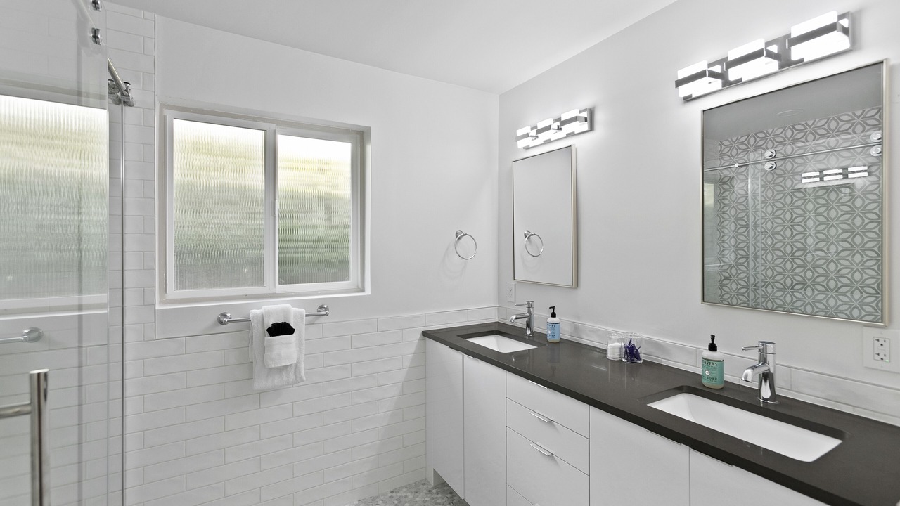 Photo of Bathroom in Arcadia Lite