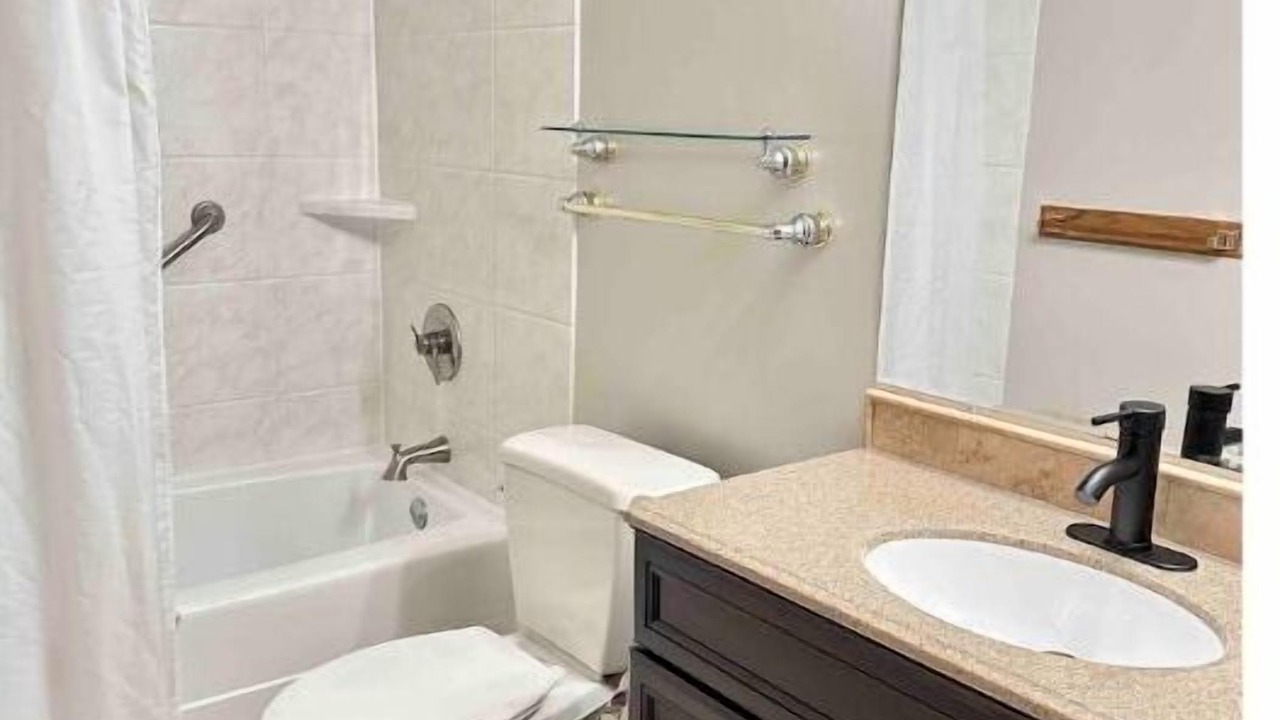 Photo of Bathroom in Normal