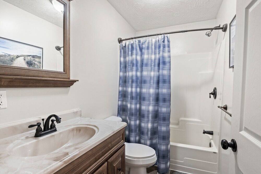 Photo of Bathroom in Lansing