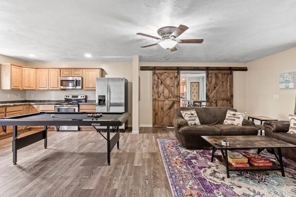 Photo of Others in Lansing