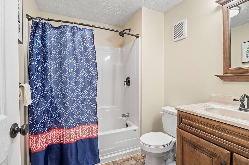 Photo of Bathroom in Lansing