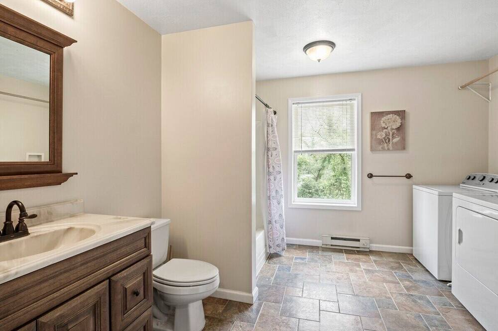 Photo of Bathroom in Lansing
