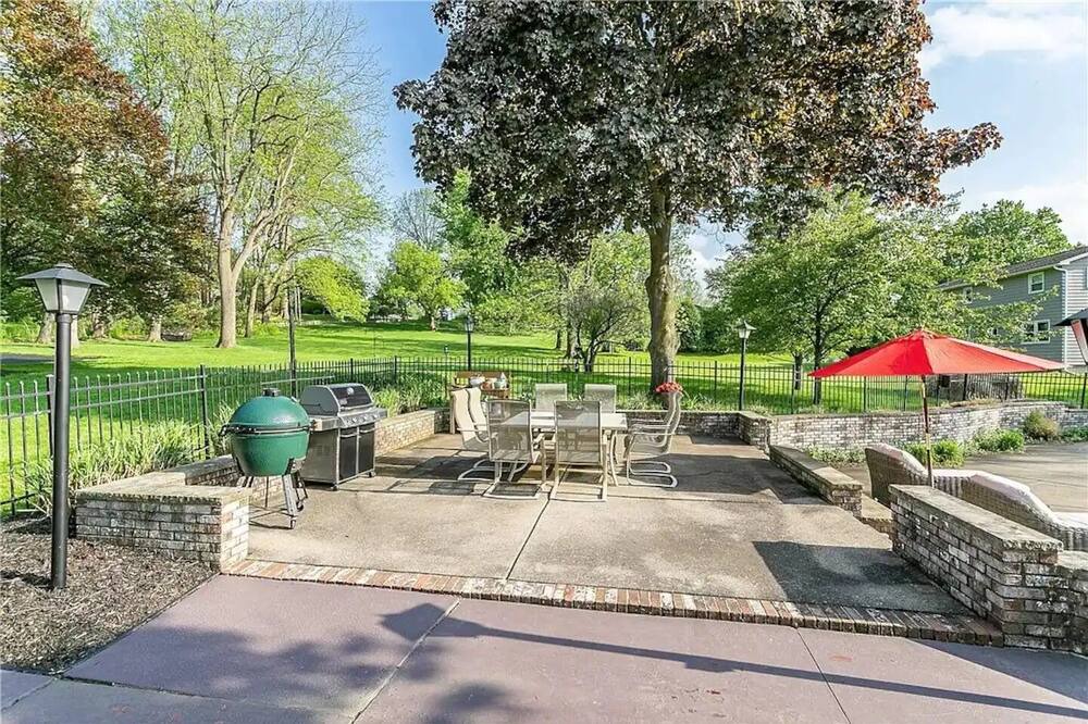 Photo of Outdoor in Penfield