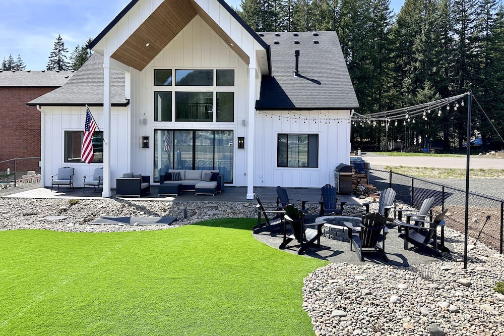 Photo of Others in Detroit