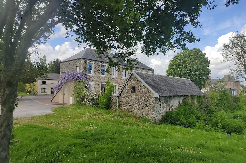 Photo of Outdoor in Le Hommet-d'Arthenay