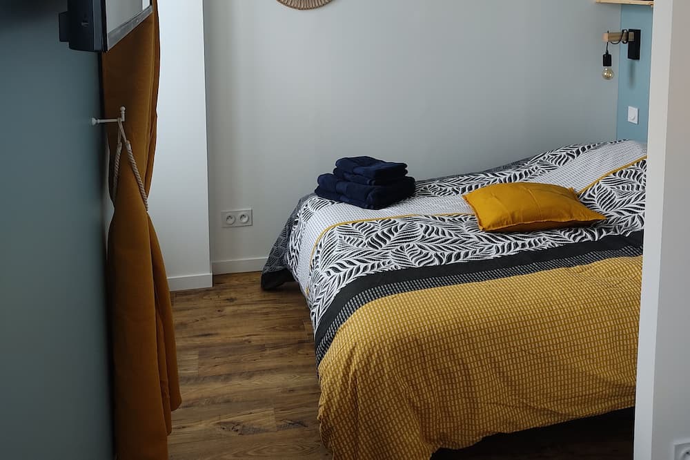 Photo of Bedroom in Le Hommet-d'Arthenay