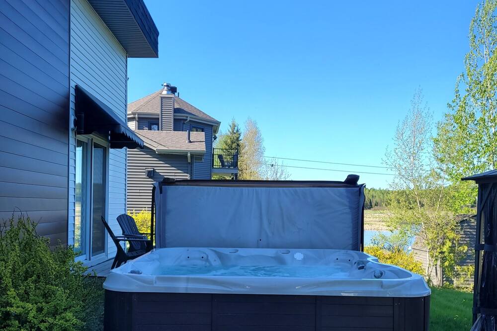 Photo of Outdoor in Disraeli