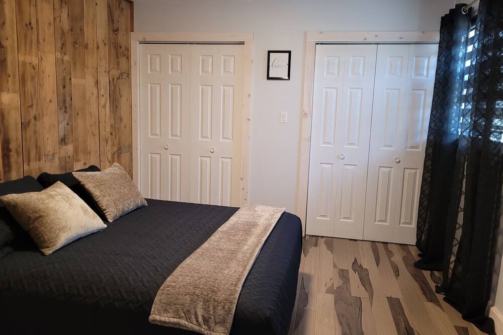 Photo of Bedroom in Disraeli