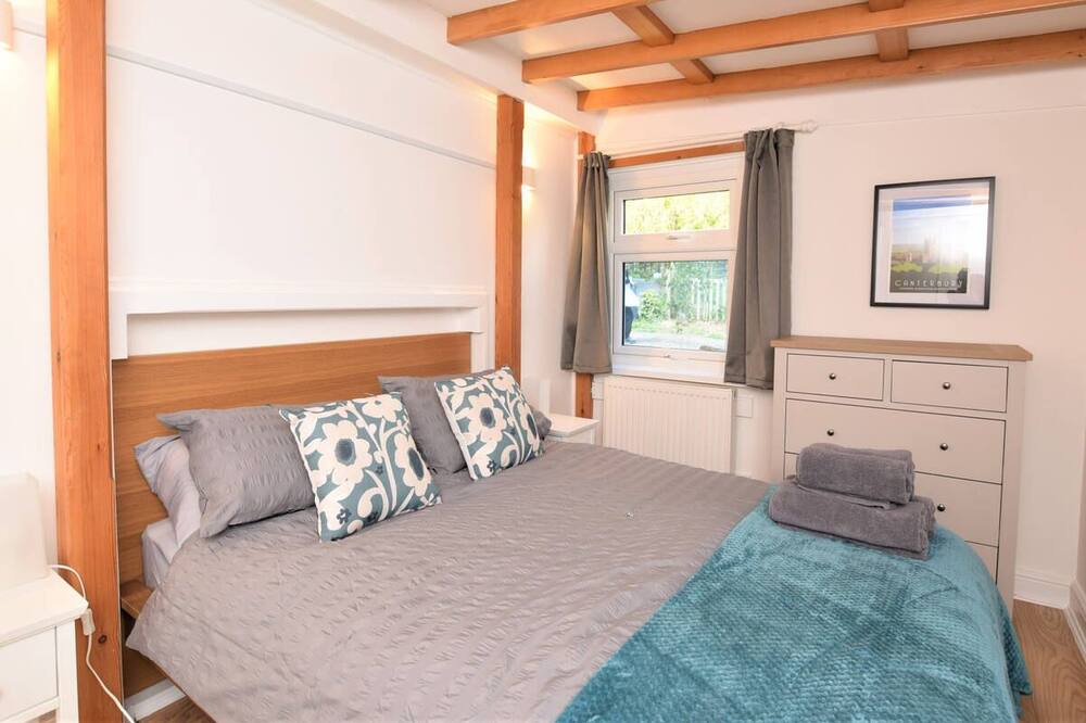 Photo of Bedroom in Kingston