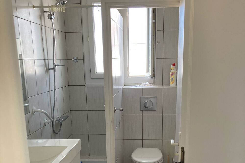 Photo of Bathroom in Quimper