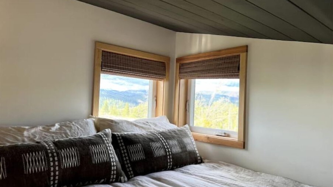 Photo of Bedroom in Mountain Ranch