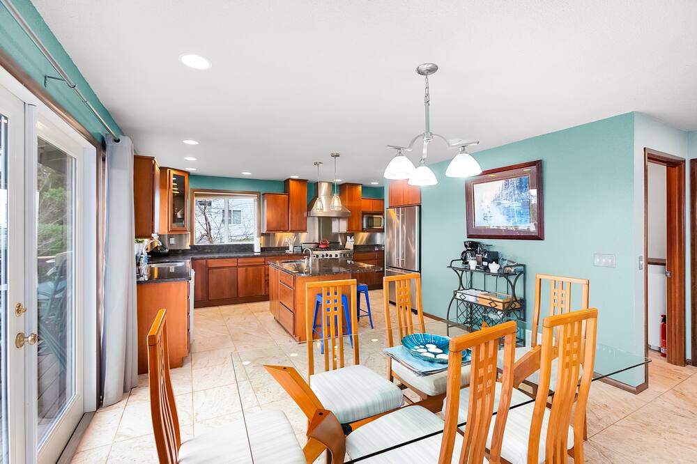 Photo of Livingroom in Camano Island