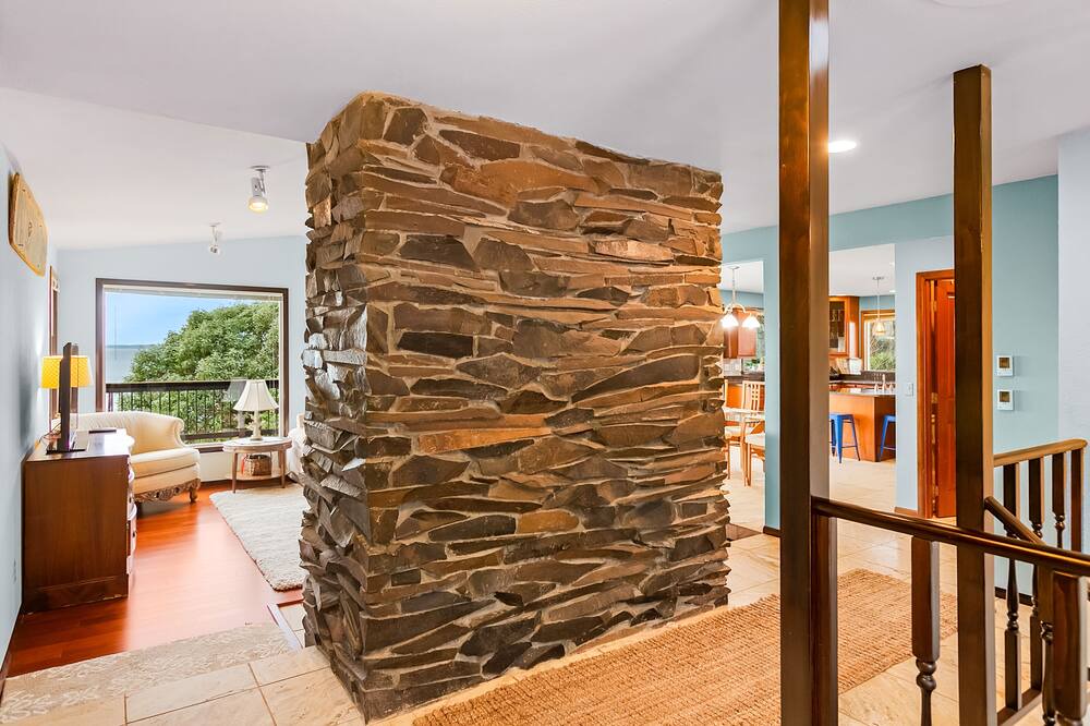 Photo of Livingroom in Camano Island