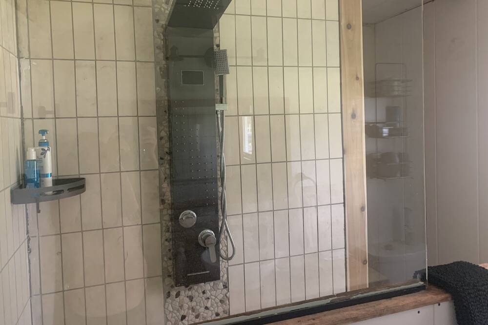 Photo of Bathroom in Chatsworth