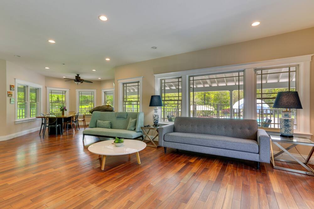 Photo of Bedroom in Gardiner