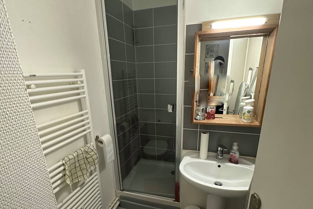 Photo of Bathroom in Chartres