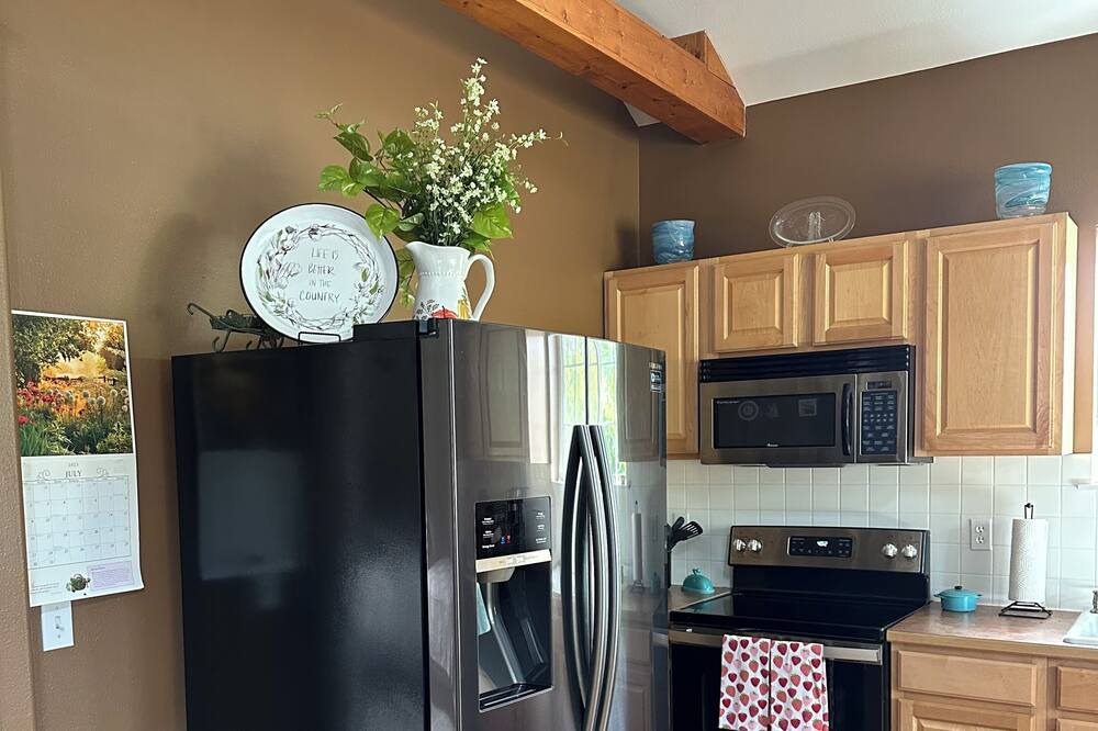 Photo of Kitchen in Colbert