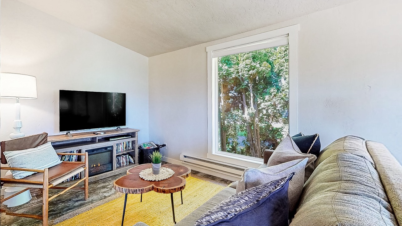 Photo of Others in Lilliwaup