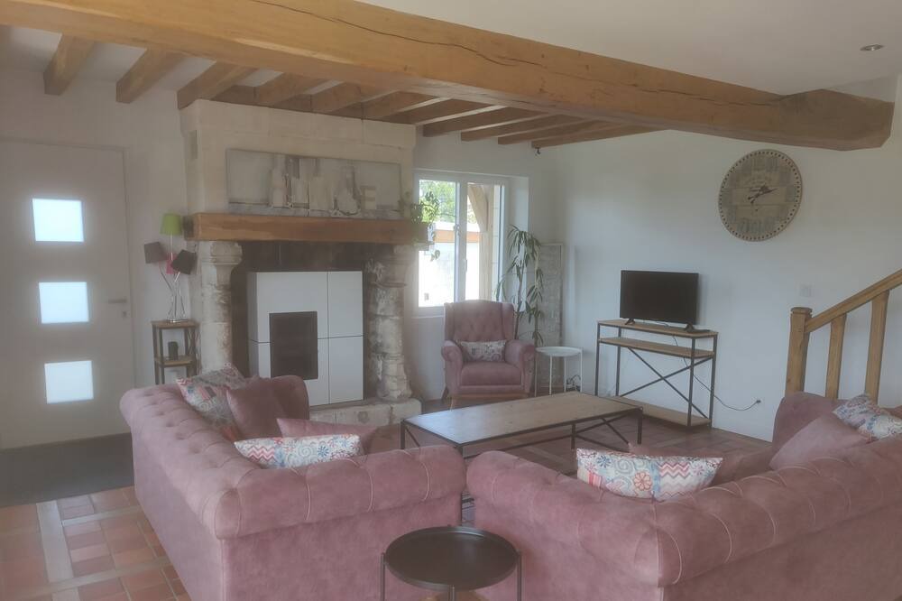 Photo of Livingroom in Montivilliers
