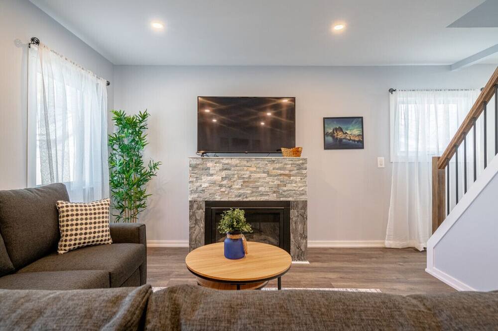 Photo of Livingroom in Leamington