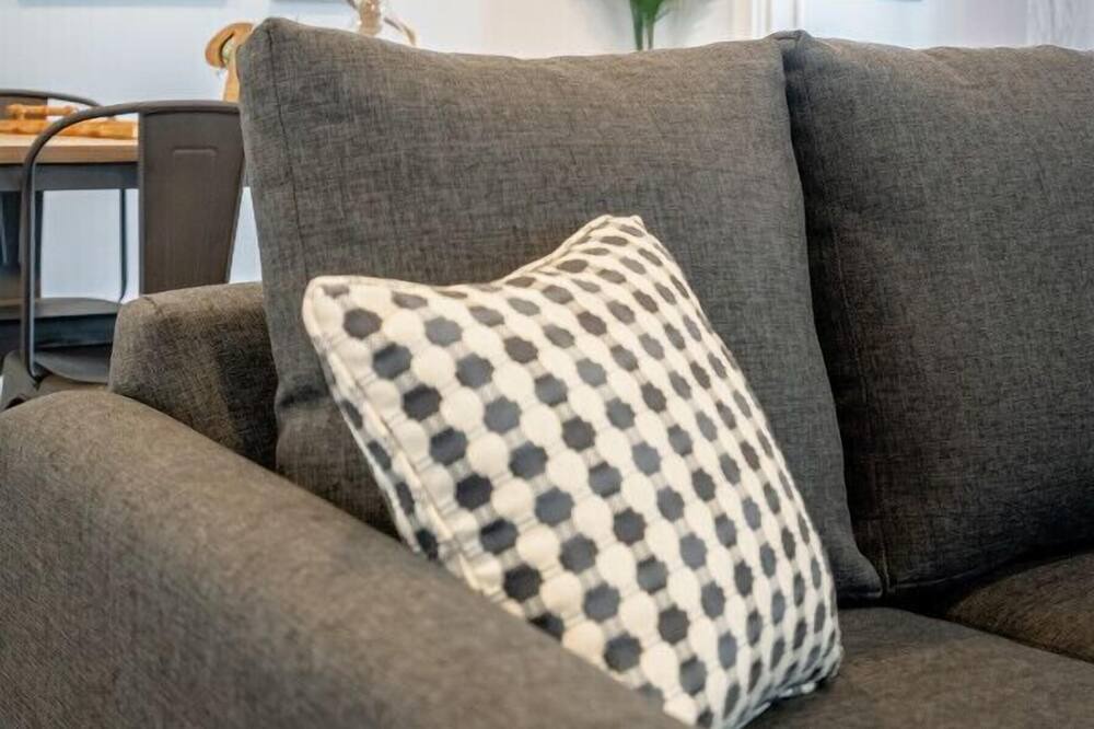 Photo of Livingroom in Leamington