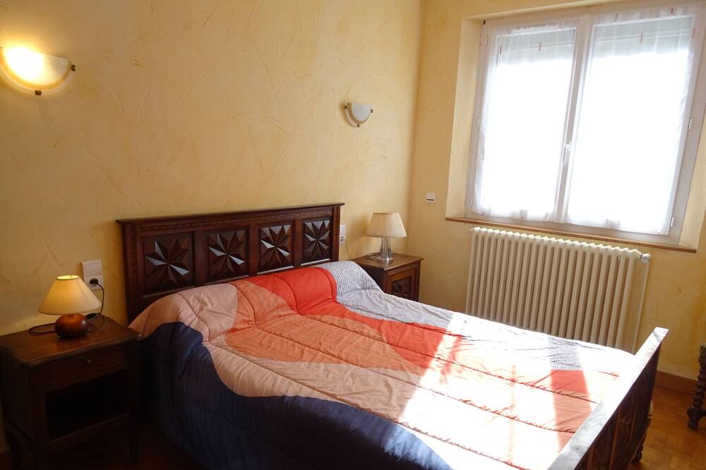 Photo of Bedroom in Saint-Rome-de-Tarn
