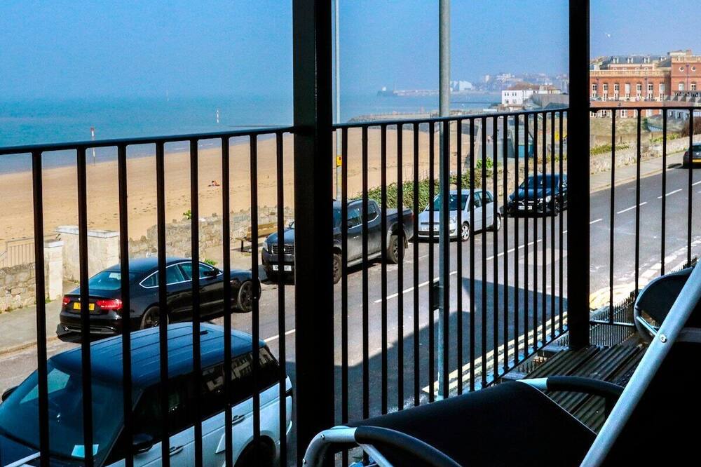 Photo of Patio Balcony in Westbrook