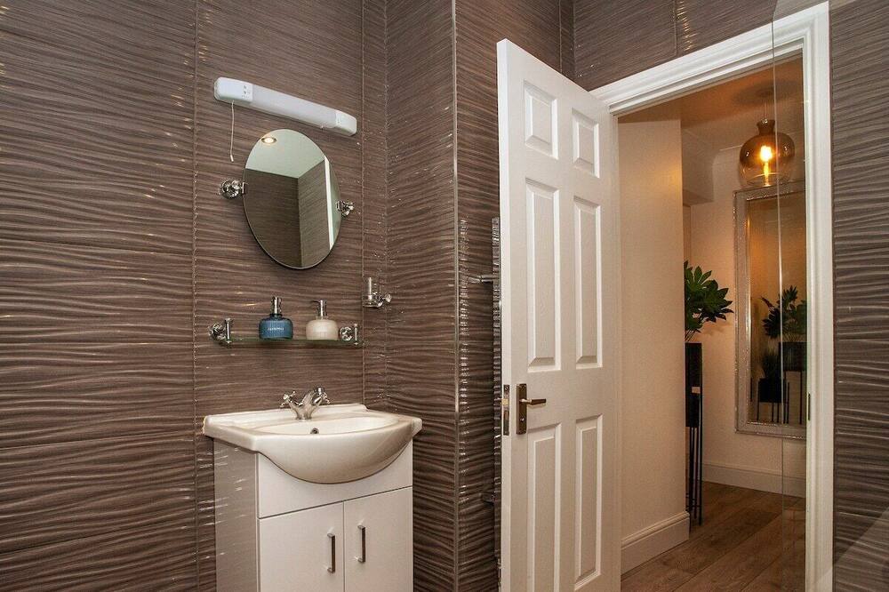 Photo of Bathroom in Westbrook